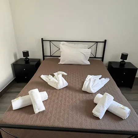 Casa A 2 Minutos A Pe De Piscina Natural בית נופש