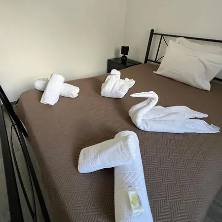 Casa A 2 Minutos A Pe De Piscina Natural * Ponta Delgada