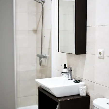 Casa A 2 Minutos A Pe De Piscina Natural Holiday home Ponta Delgada (Sao Miguel)