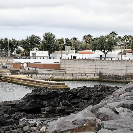 Casa A 2 Minutos A Pe De Piscina Natural Ponta Delgada (Sao Miguel)