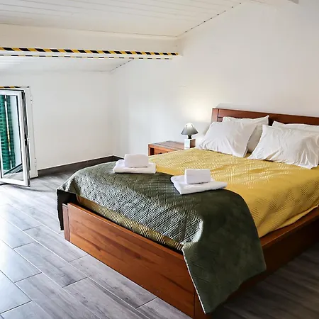 Casa A 2 Minutos A Pe De Piscina Natural Holiday home *