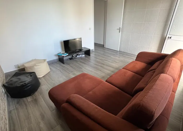 Casa A 2 Minutos A Pe De Piscina Natural *