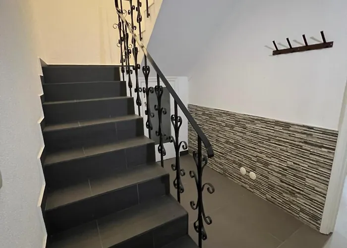 Casa A 2 Minutos A Pe De Piscina Natural