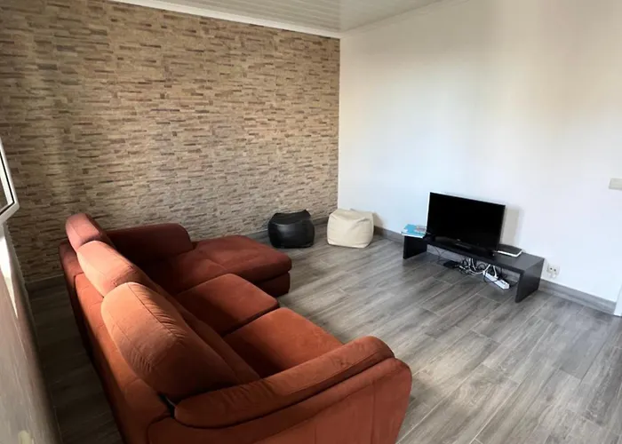 Casa A 2 Minutos A Pe De Piscina Natural 펜션 Ponta Delgada