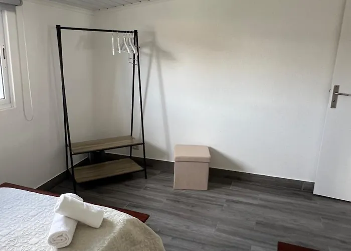 Casa A 2 Minutos A Pe De Piscina Natural *