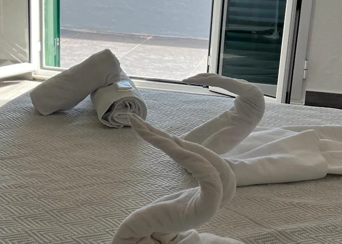 펜션 Casa A 2 Minutos A Pe De Piscina Natural