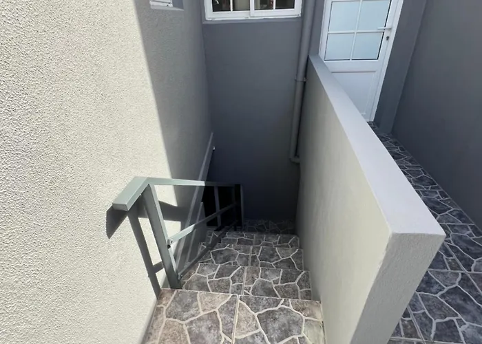 Casa A 2 Minutos A Pe De Piscina Natural 펜션