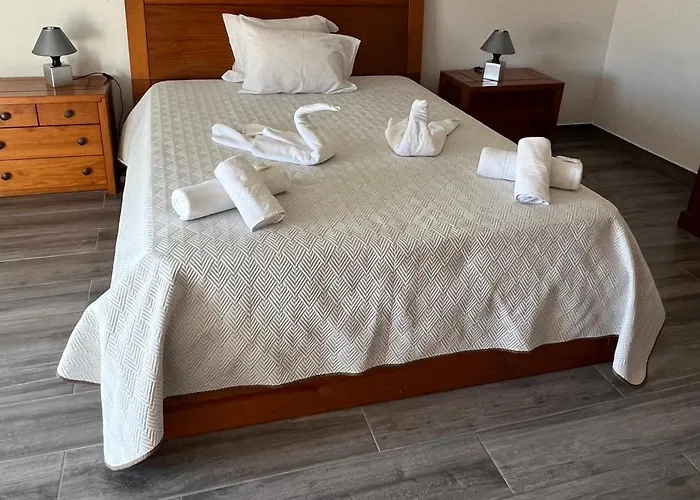 Casa A 2 Minutos A Pe De Piscina Natural * Ponta Delgada